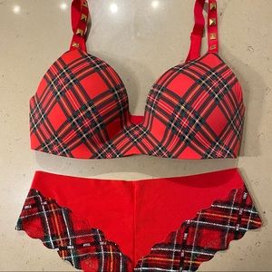 Victoria’s Secret T-Shirt Bra (and panty)